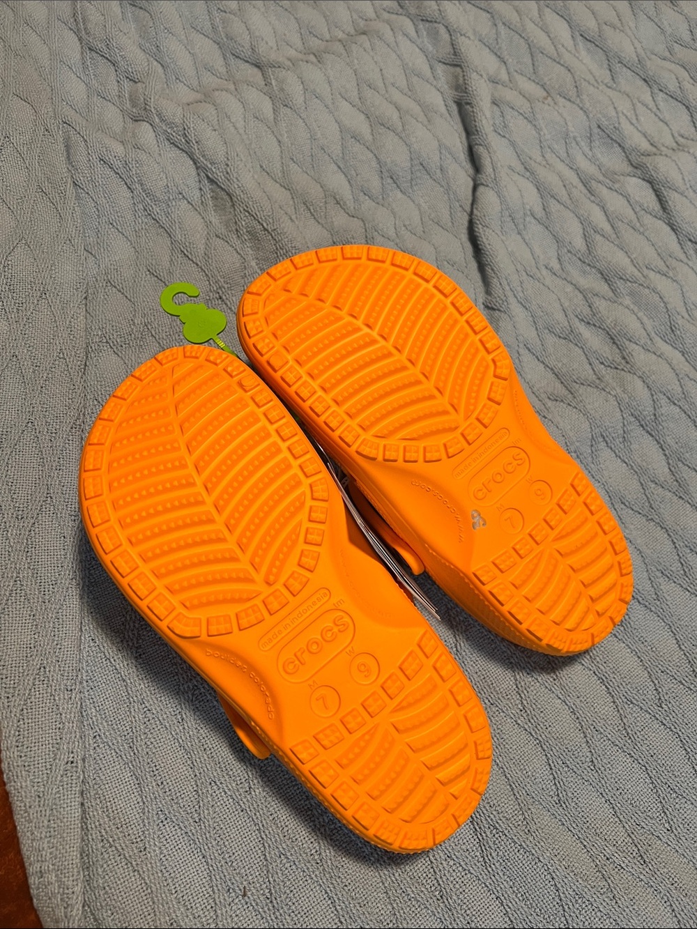 Crocs Orange - Picture 2 of 5